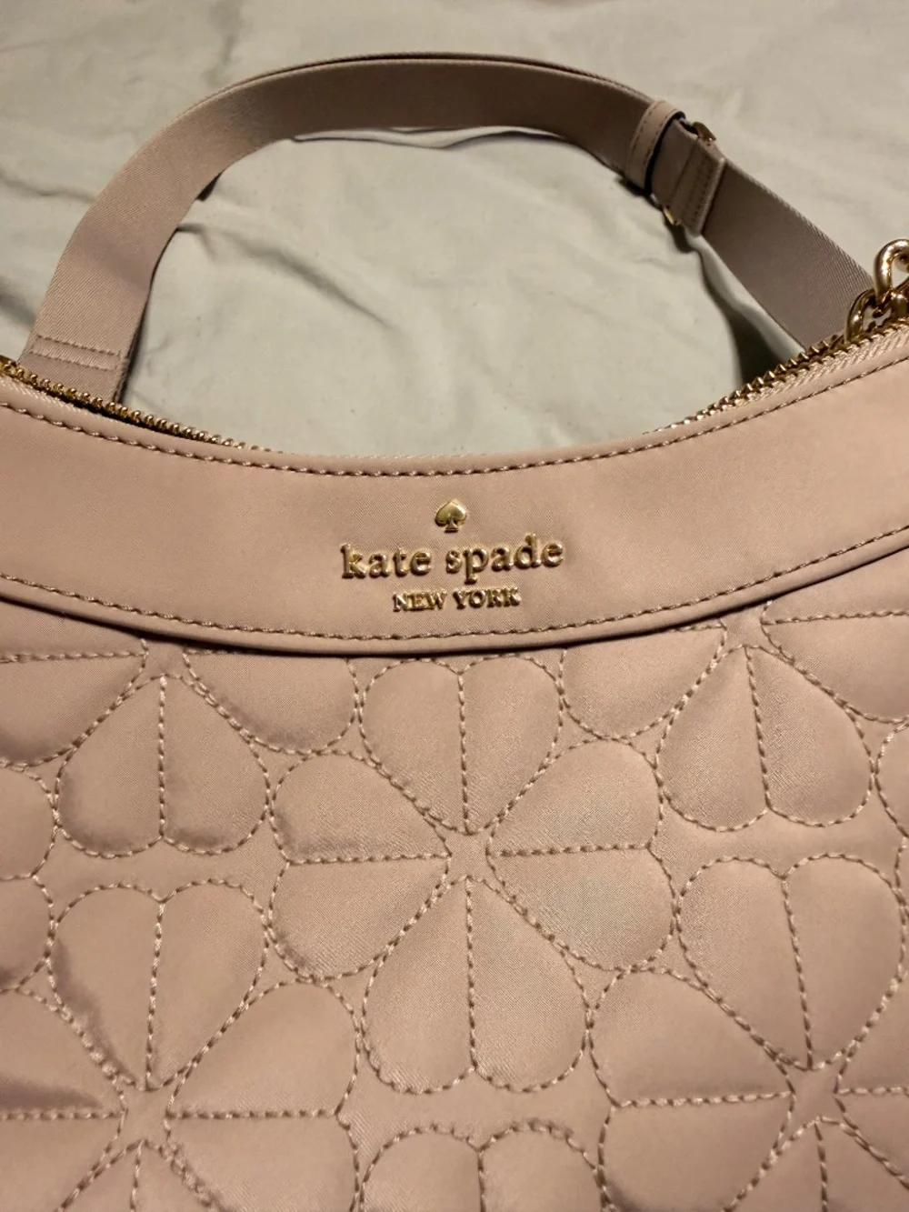 Kate Spade Light Pink Shoulder Purse with Gold Chain and detachable strap